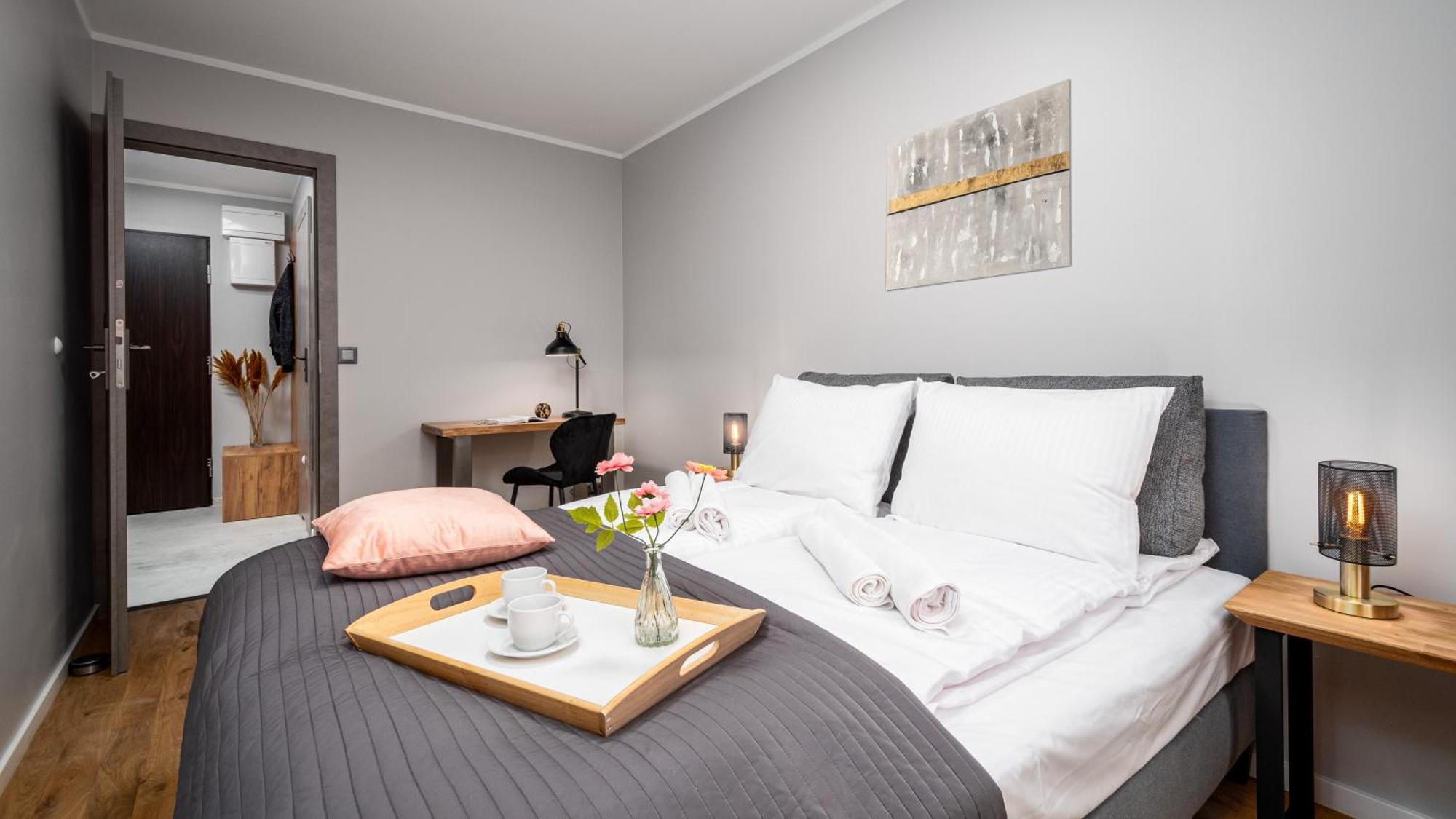 ורשה Zlota Apartments City Centre By Sun & Snow מראה חיצוני תמונה